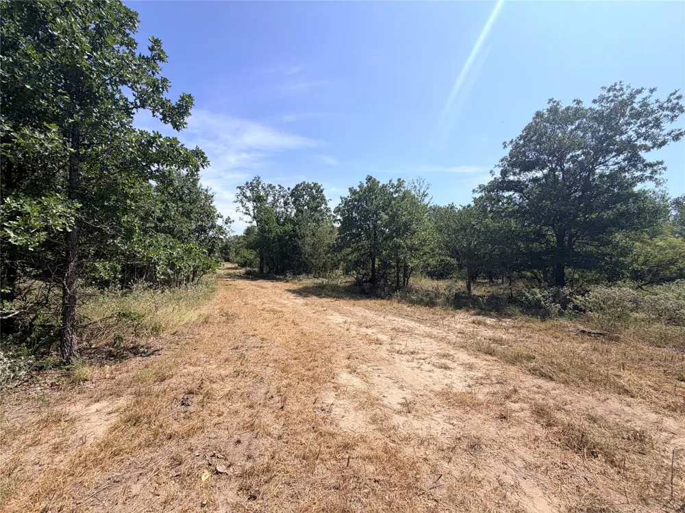 Pumper Tract 1 Road Luling, TX 78648