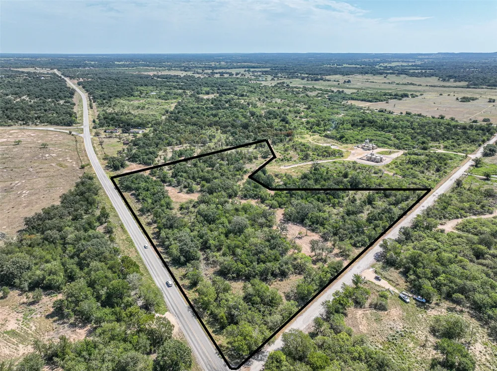 Pumper Tract 1 Road Luling, TX 78648