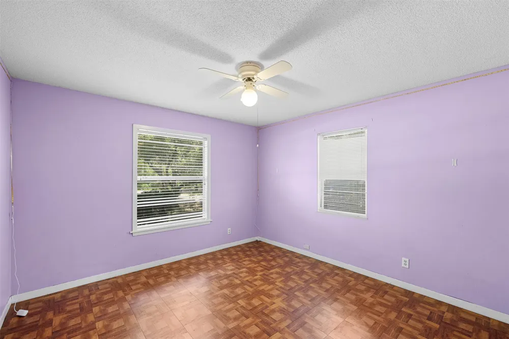 740 E Roitsch Lane La Grange, TX 78945