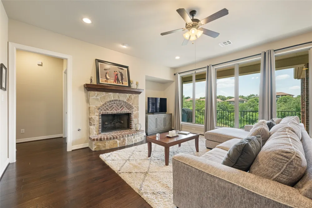2245 Ambush Canyon Leander, TX 78641