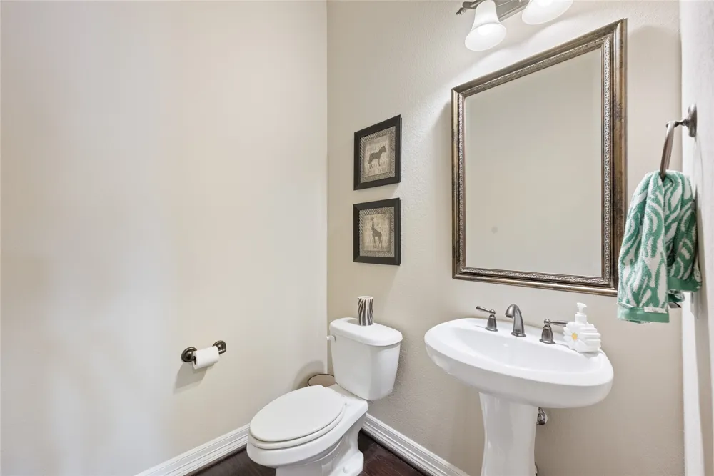 2245 Ambush Canyon Leander, TX 78641