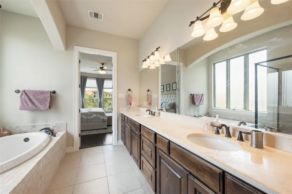 2245 Ambush Canyon Leander, TX 78641