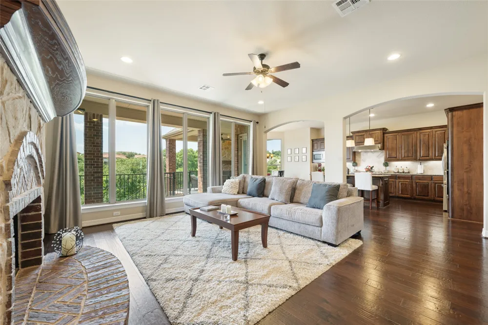 2245 Ambush Canyon Leander, TX 78641