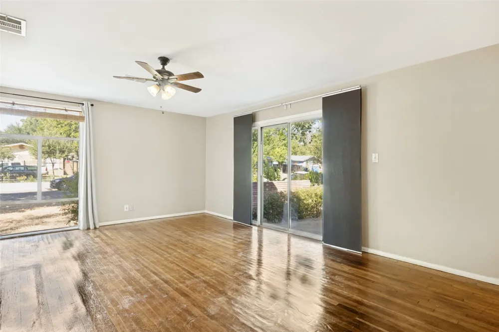 1405 Broadmoor Drive Austin, TX 78723