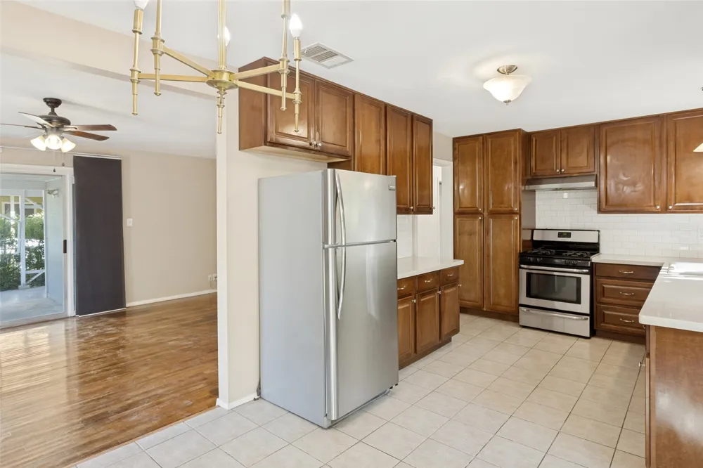 1405 Broadmoor Drive Austin, TX 78723