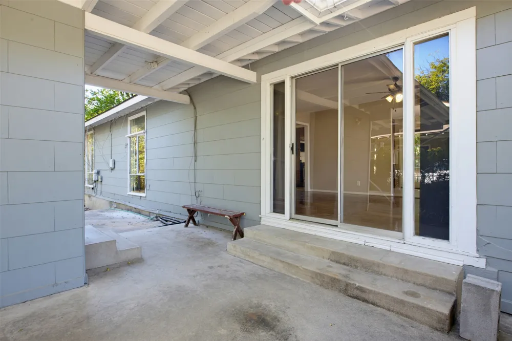 1405 Broadmoor Drive Austin, TX 78723