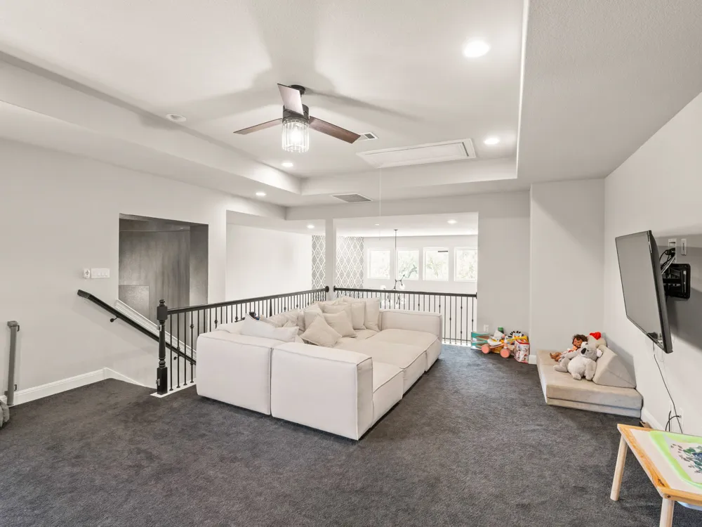 5304 Via Besso Drive Bee Cave, TX 78738