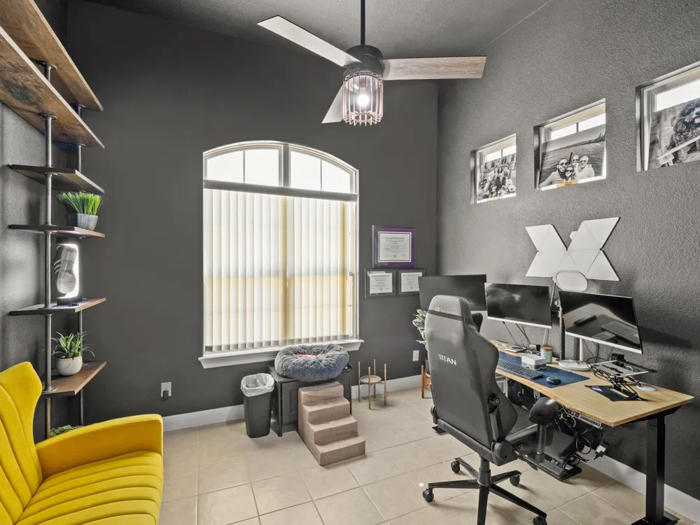 5304 Via Besso Drive Bee Cave, TX 78738