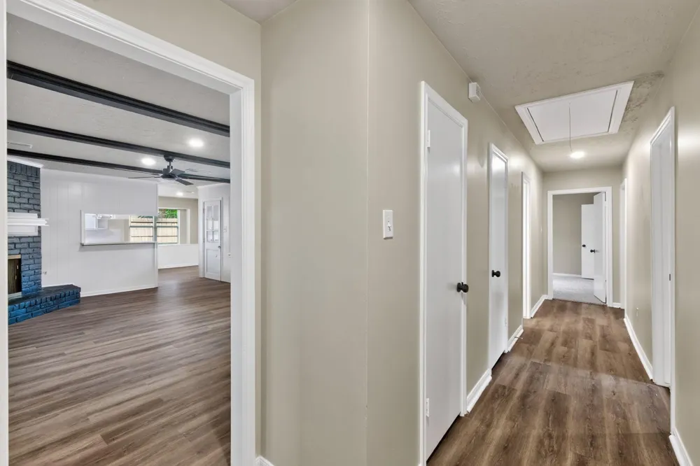 1915 Seven Oaks Drive Kingwood, TX 77339