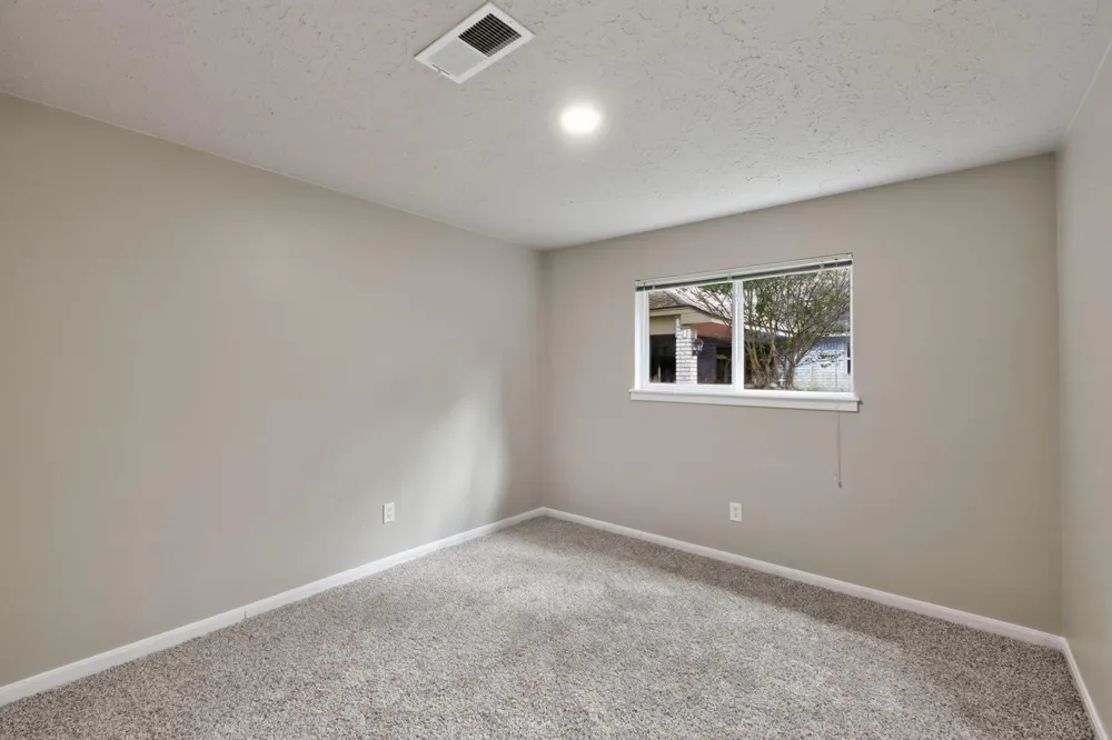 1915 Seven Oaks Drive Kingwood, TX 77339