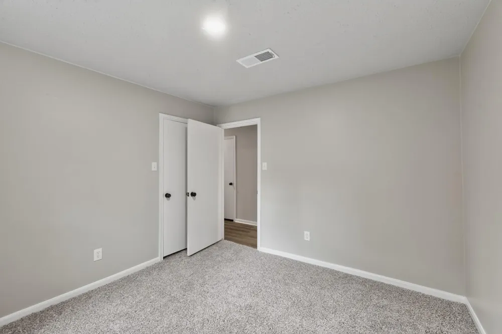 1915 Seven Oaks Drive Kingwood, TX 77339