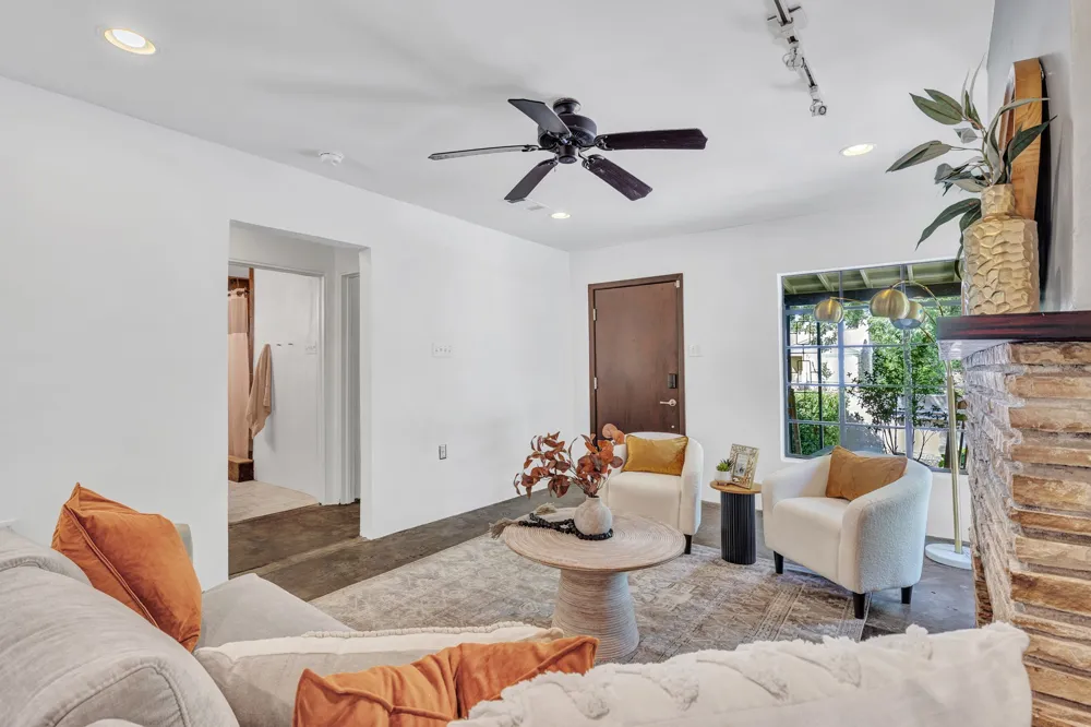 1208 Fairwood Road Austin, TX 78722