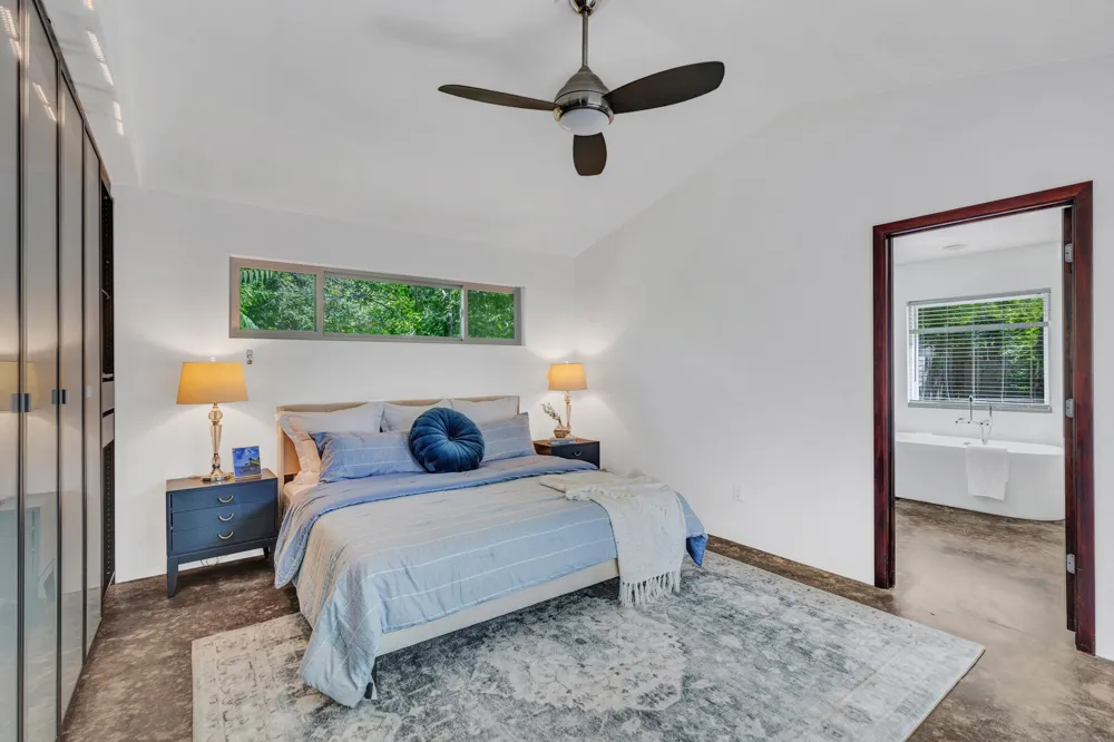1208 Fairwood Road Austin, TX 78722