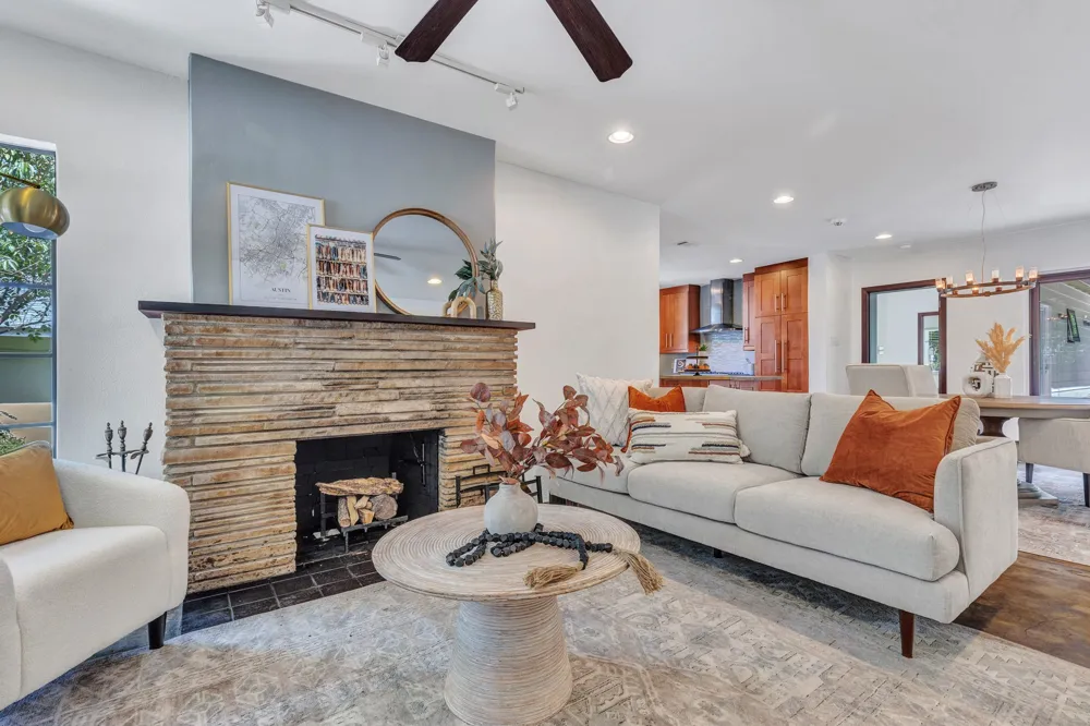 1208 Fairwood Road Austin, TX 78722