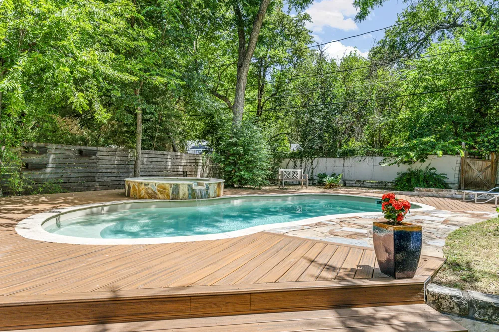 1208 Fairwood Road Austin, TX 78722