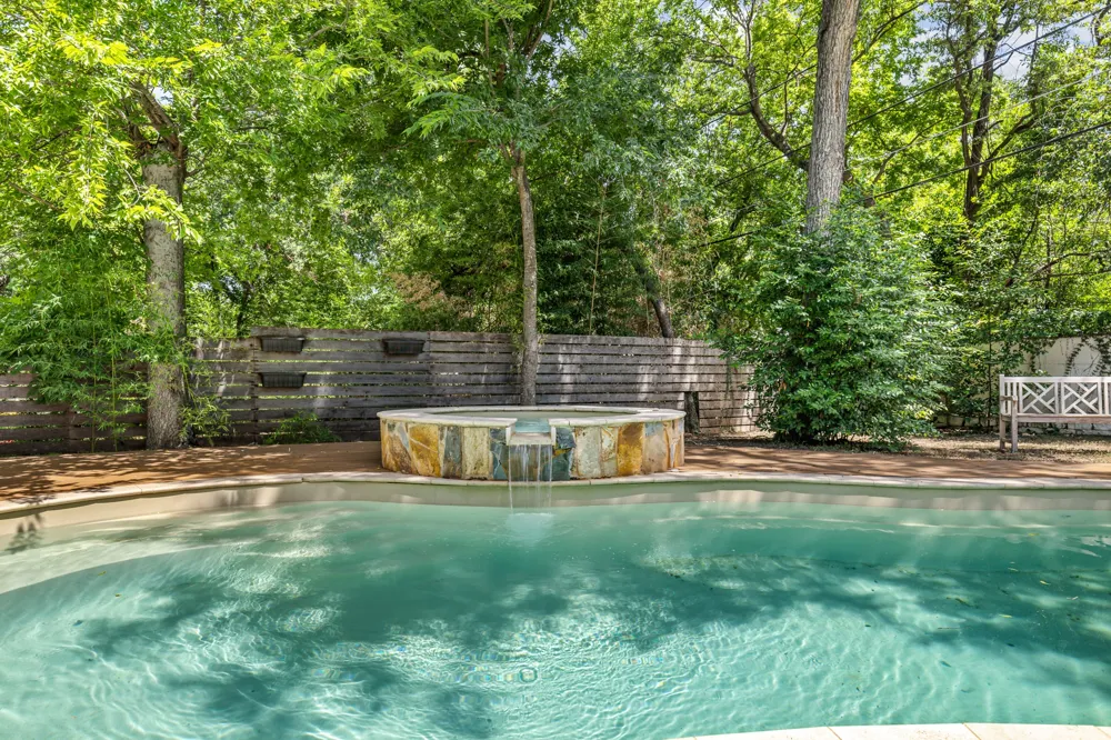 1208 Fairwood Road Austin, TX 78722