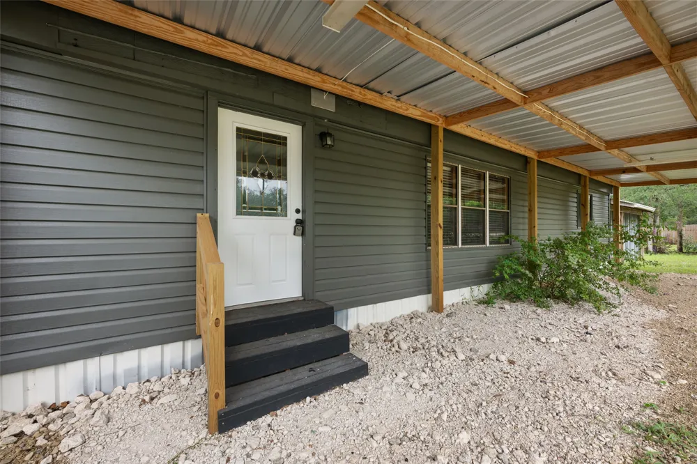 133 Deer Run Smithville, TX 78957