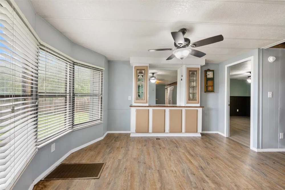 133 Deer Run Smithville, TX 78957
