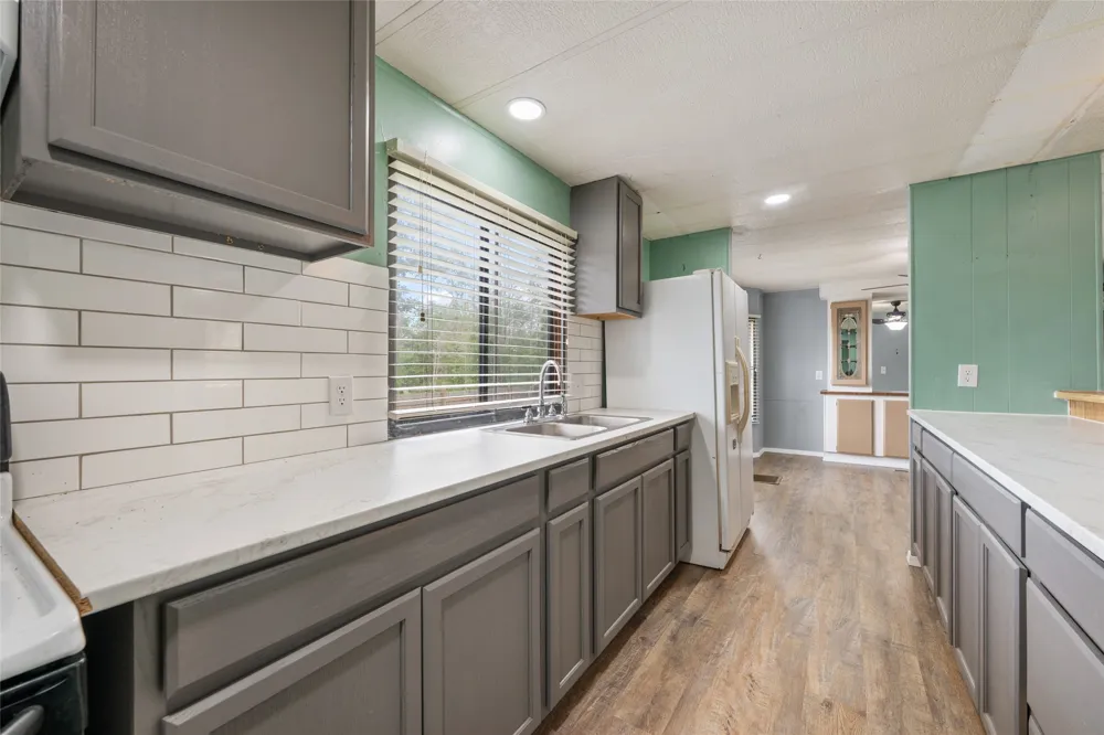 133 Deer Run Smithville, TX 78957