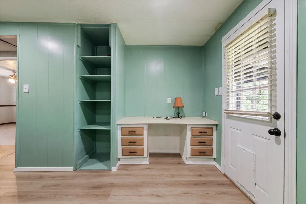 133 Deer Run Smithville, TX 78957