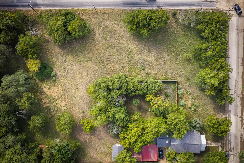 119 S Mitchell Street San Marcos, TX 78666