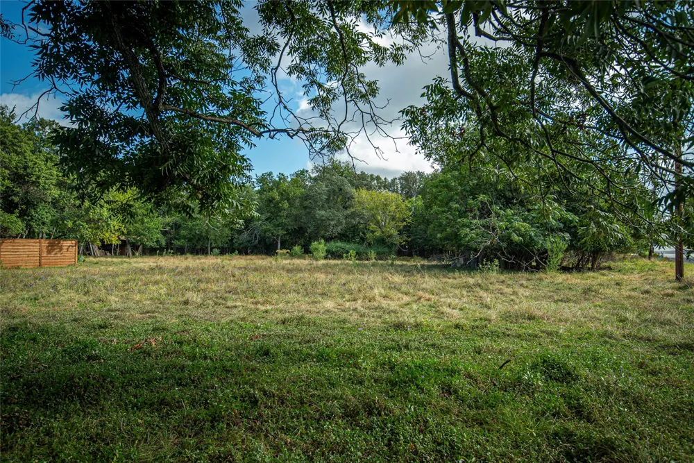 119 S Mitchell Street San Marcos, TX 78666
