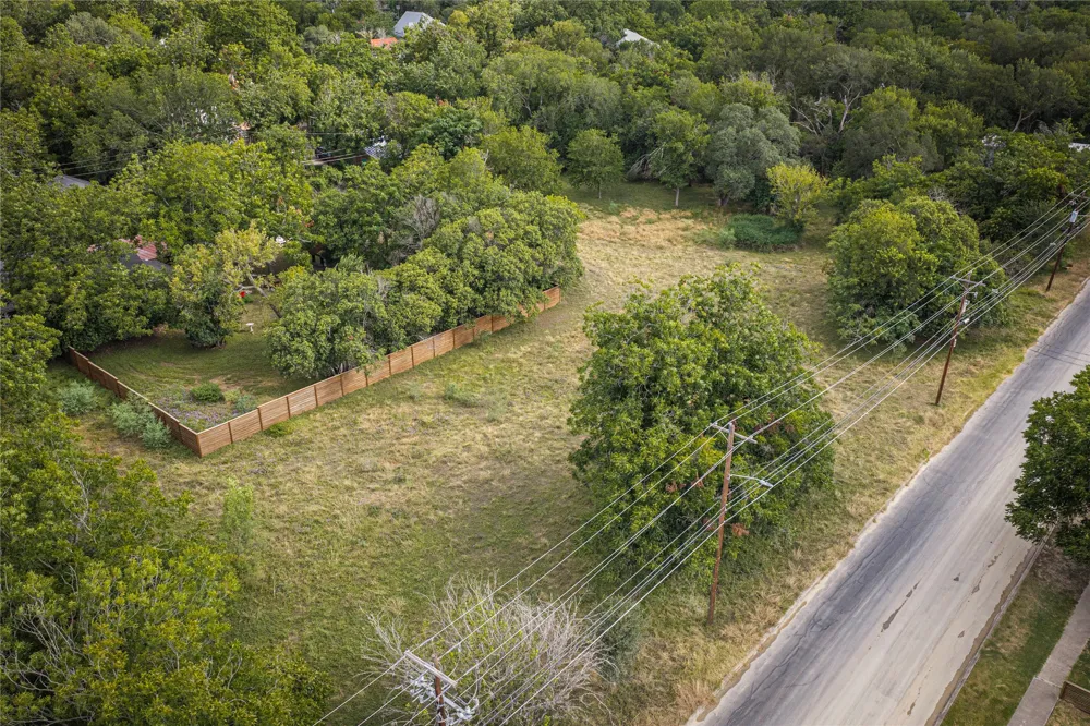 119 S Mitchell Street San Marcos, TX 78666