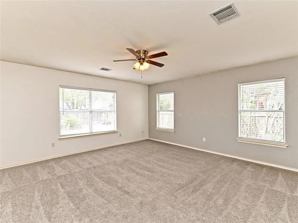 1020 Skylark Hill Lane Pflugerville, TX 78660