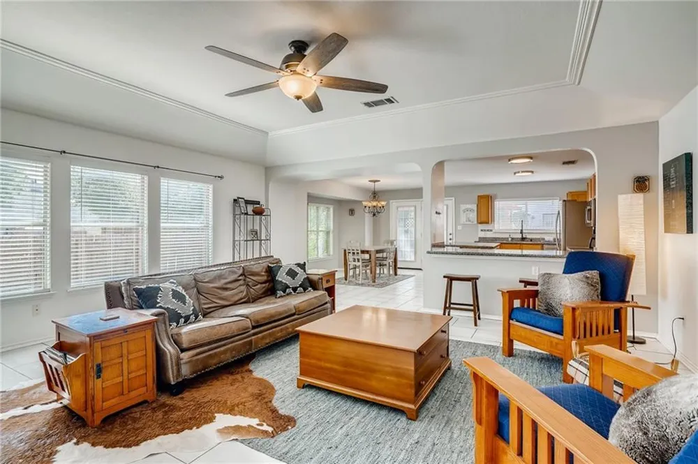 1020 Skylark Hill Lane Pflugerville, TX 78660