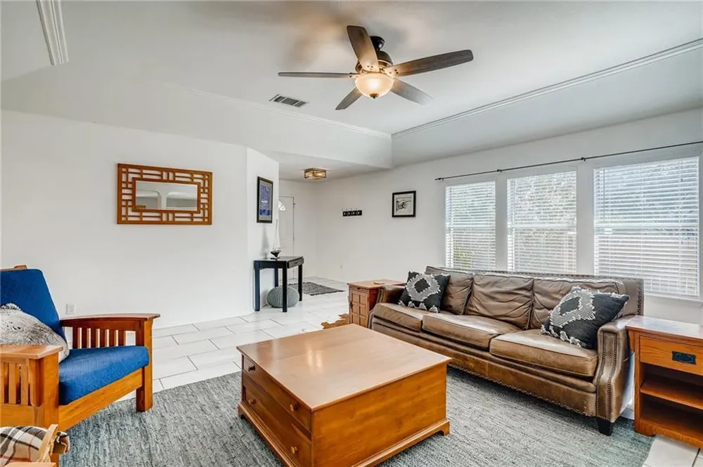 1020 Skylark Hill Lane Pflugerville, TX 78660