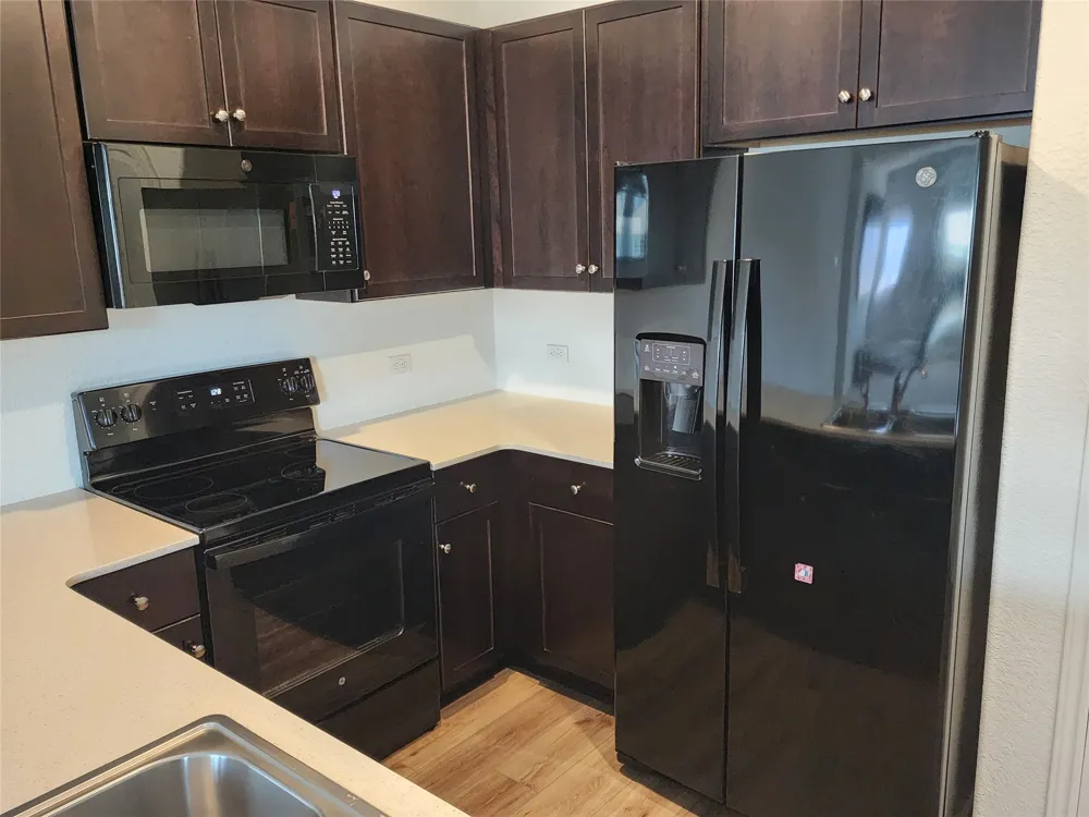 300 The Bad Way Jarrell, TX 76537