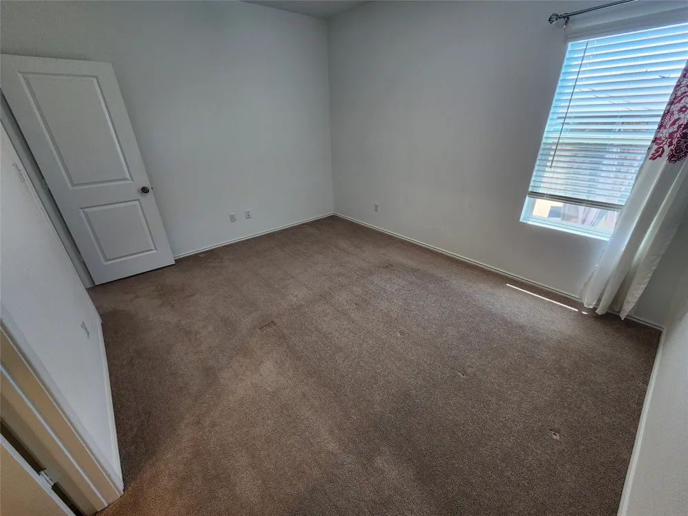 300 The Bad Way Jarrell, TX 76537