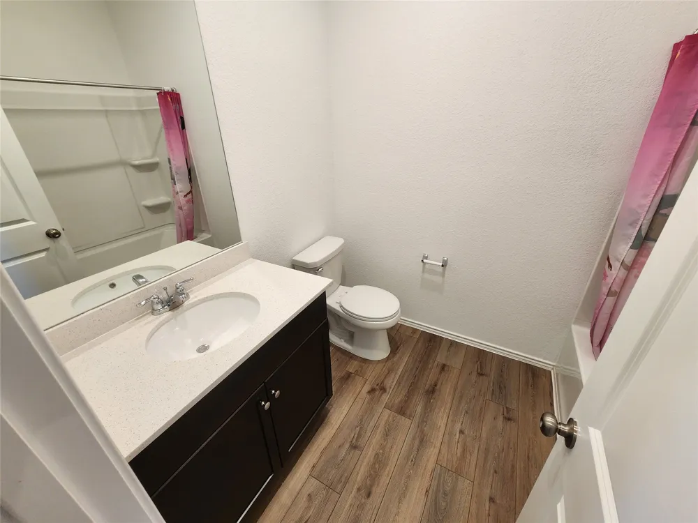 300 The Bad Way Jarrell, TX 76537