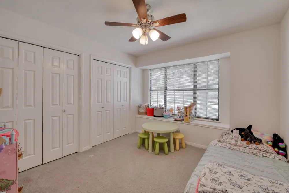 2010 Lark Lane Taylor, TX 76574