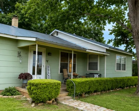 1132 Thiele Lane