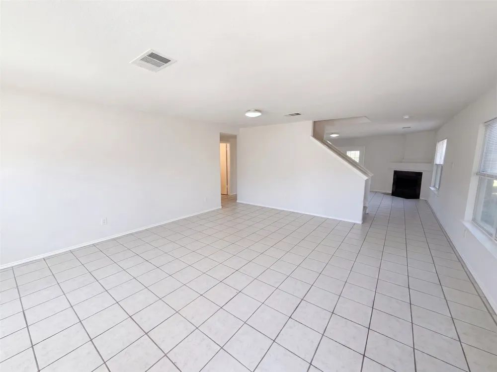 305 Edgewood Cove Leander, TX 78641