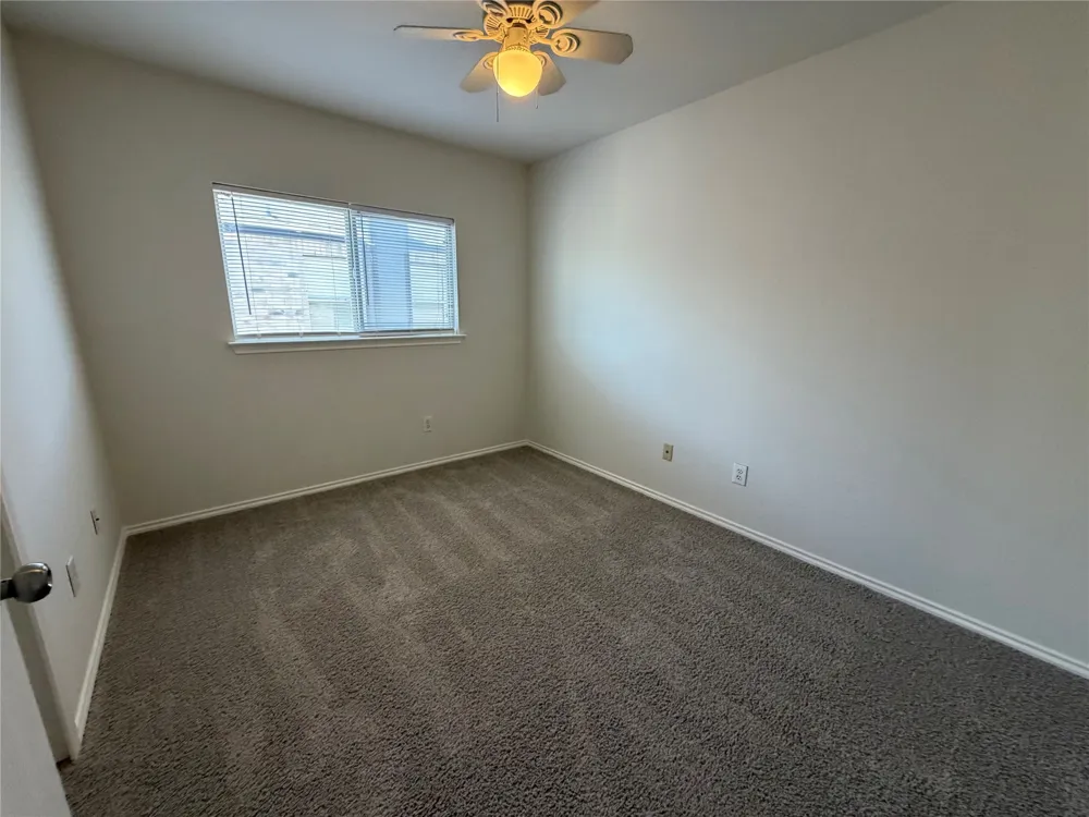 305 Edgewood Cove Leander, TX 78641