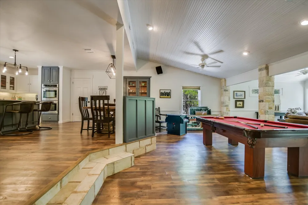 201 Sundown Lane Wimberley, TX 78676