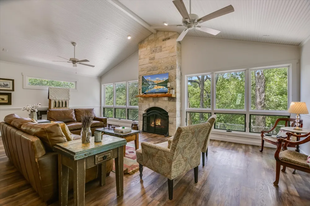 201 Sundown Lane Wimberley, TX 78676