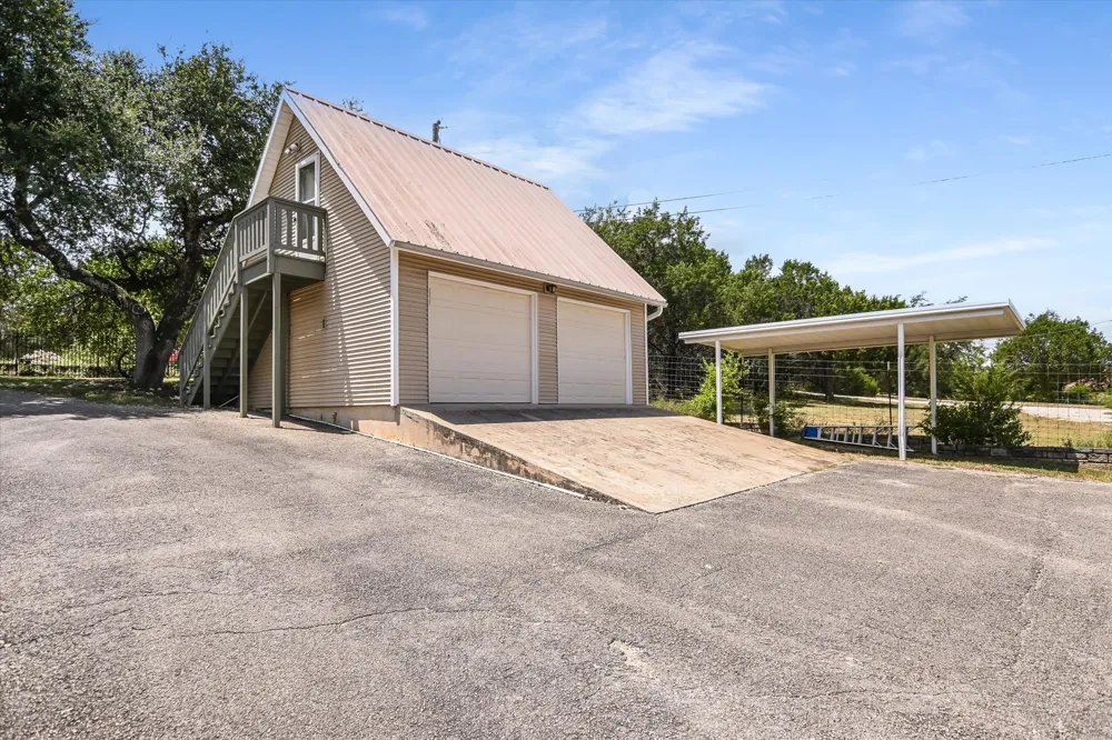 201 Sundown Lane Wimberley, TX 78676