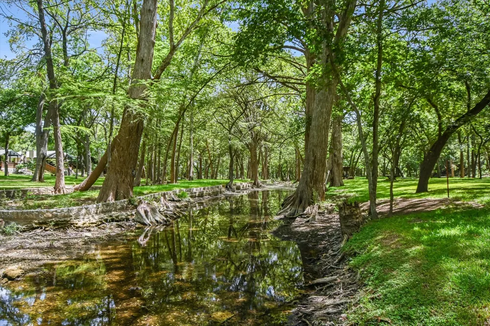 201 Sundown Lane Wimberley, TX 78676