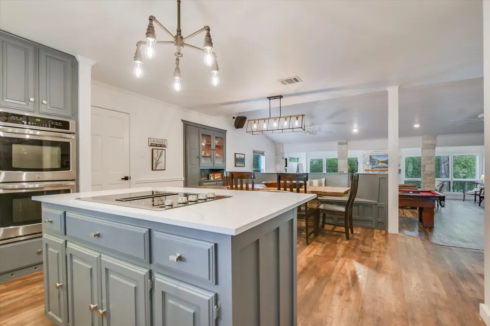 201 Sundown Lane Wimberley, TX 78676