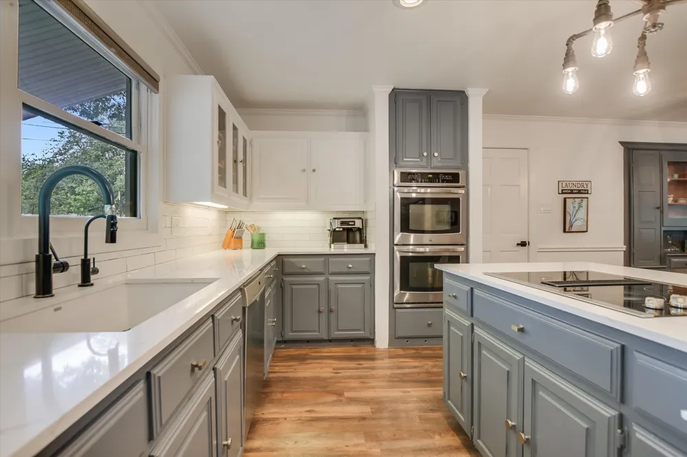 201 Sundown Lane Wimberley, TX 78676