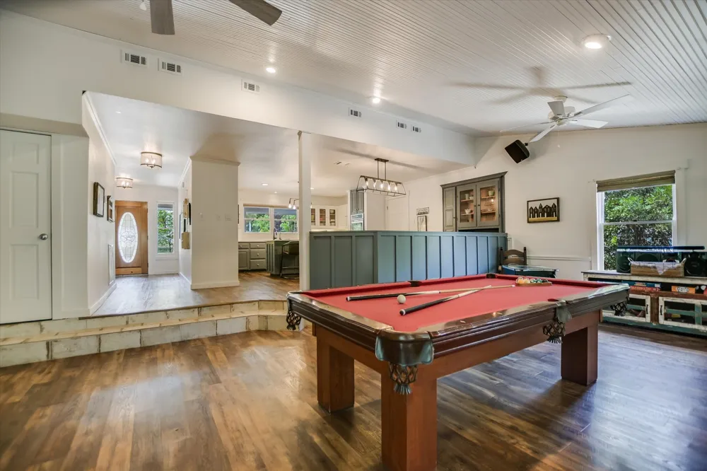 201 Sundown Lane Wimberley, TX 78676