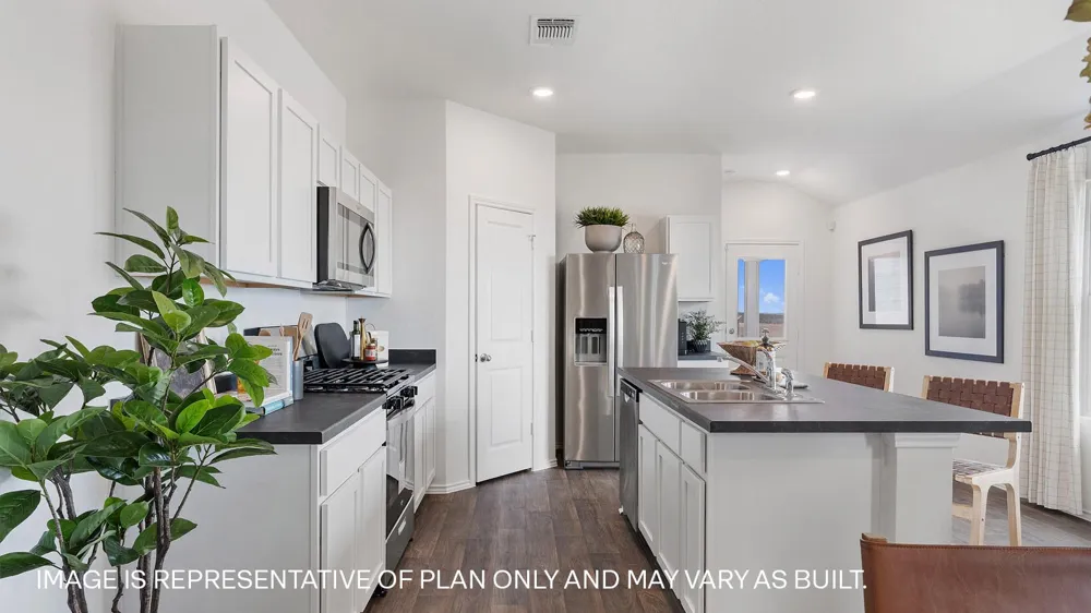 191 Arnold Loop Uhland, TX 78640
