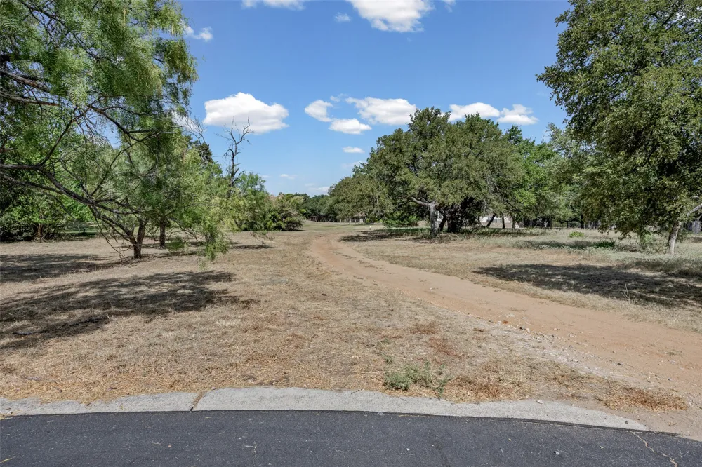 108 Northern Spur Horseshoe Bay, TX 78657