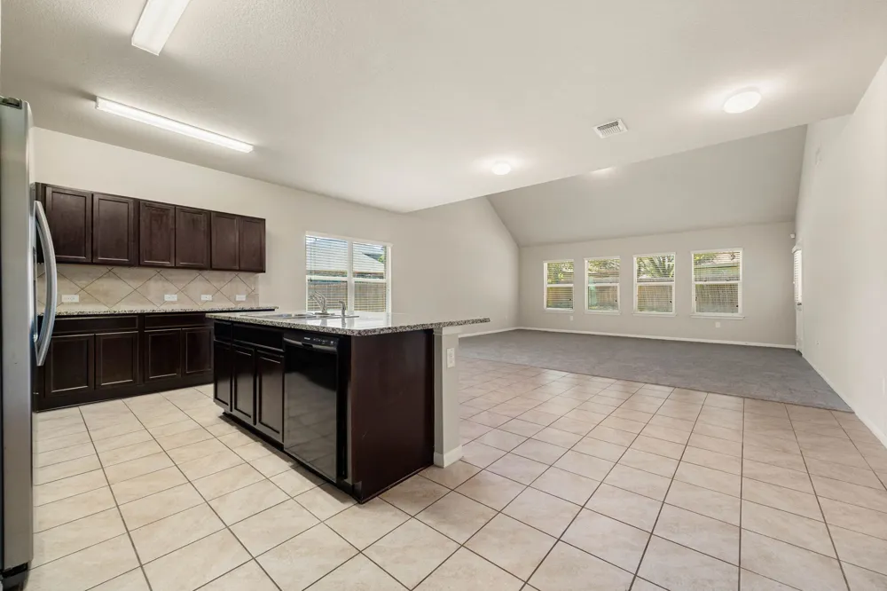 724 Kaluga Trail Leander, TX 78641