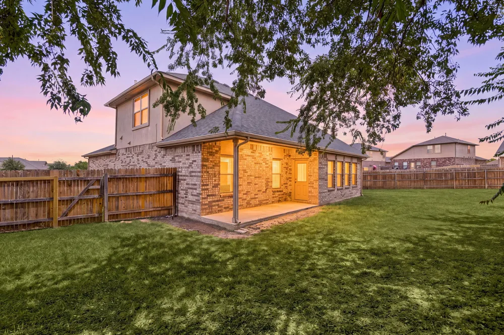 724 Kaluga Trail Leander, TX 78641