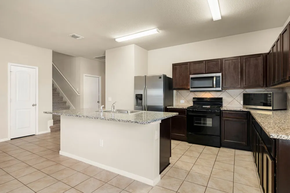 724 Kaluga Trail Leander, TX 78641