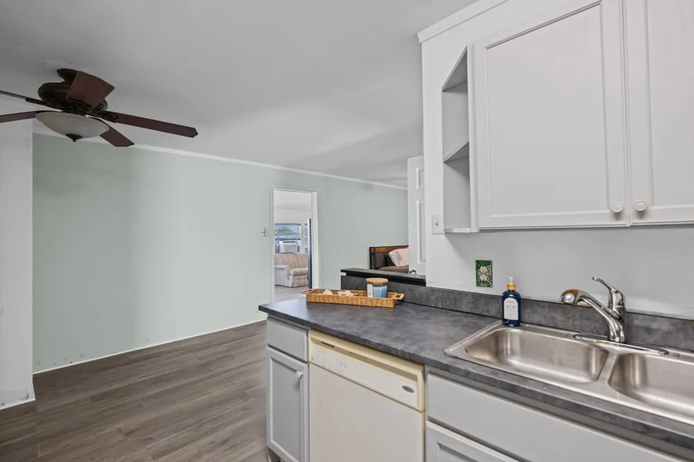 890 Quailrun Avenue Port Lavaca, TX 77979